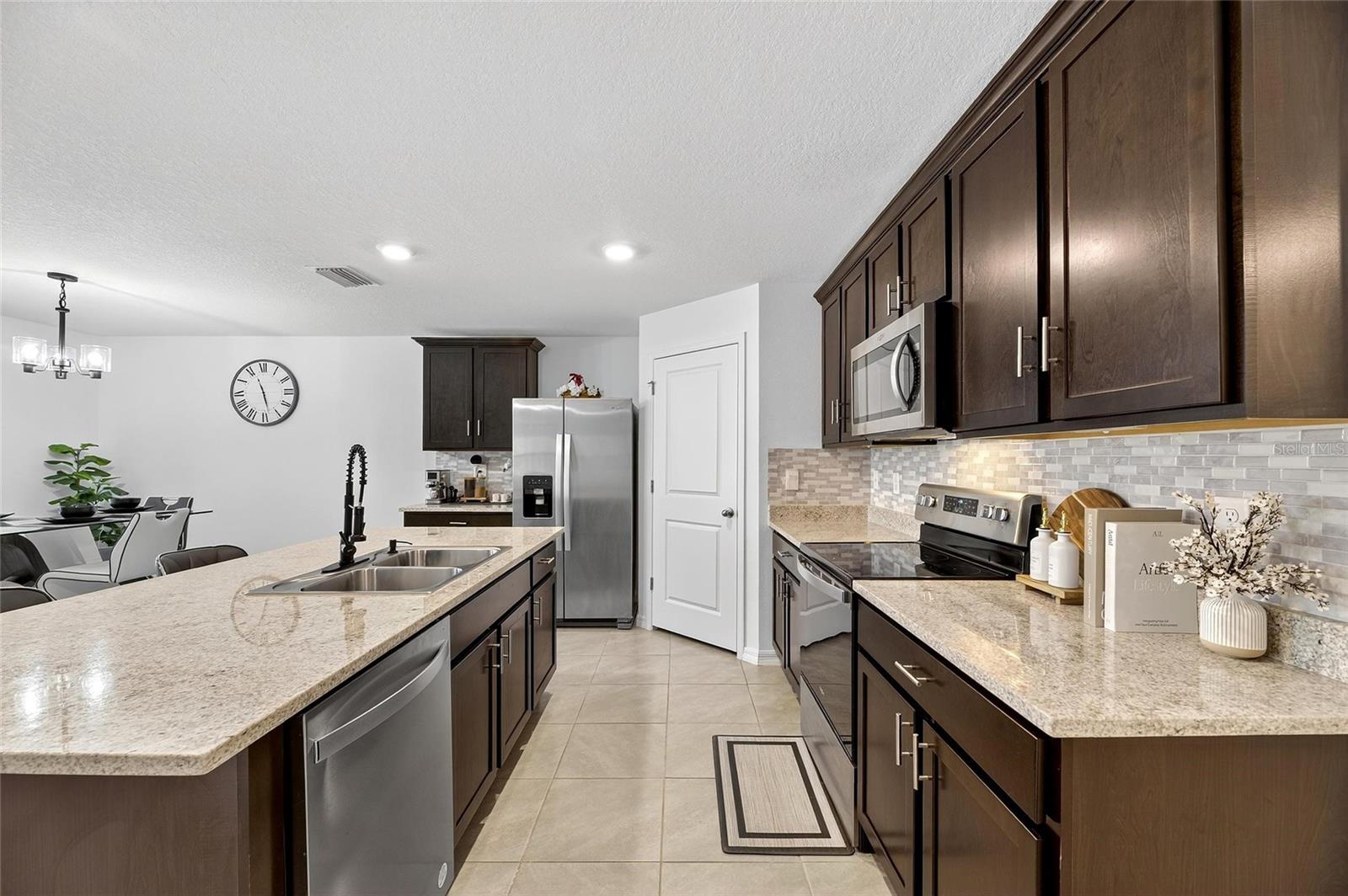 Image 25 of 75 For 3602 Forest Path Drive