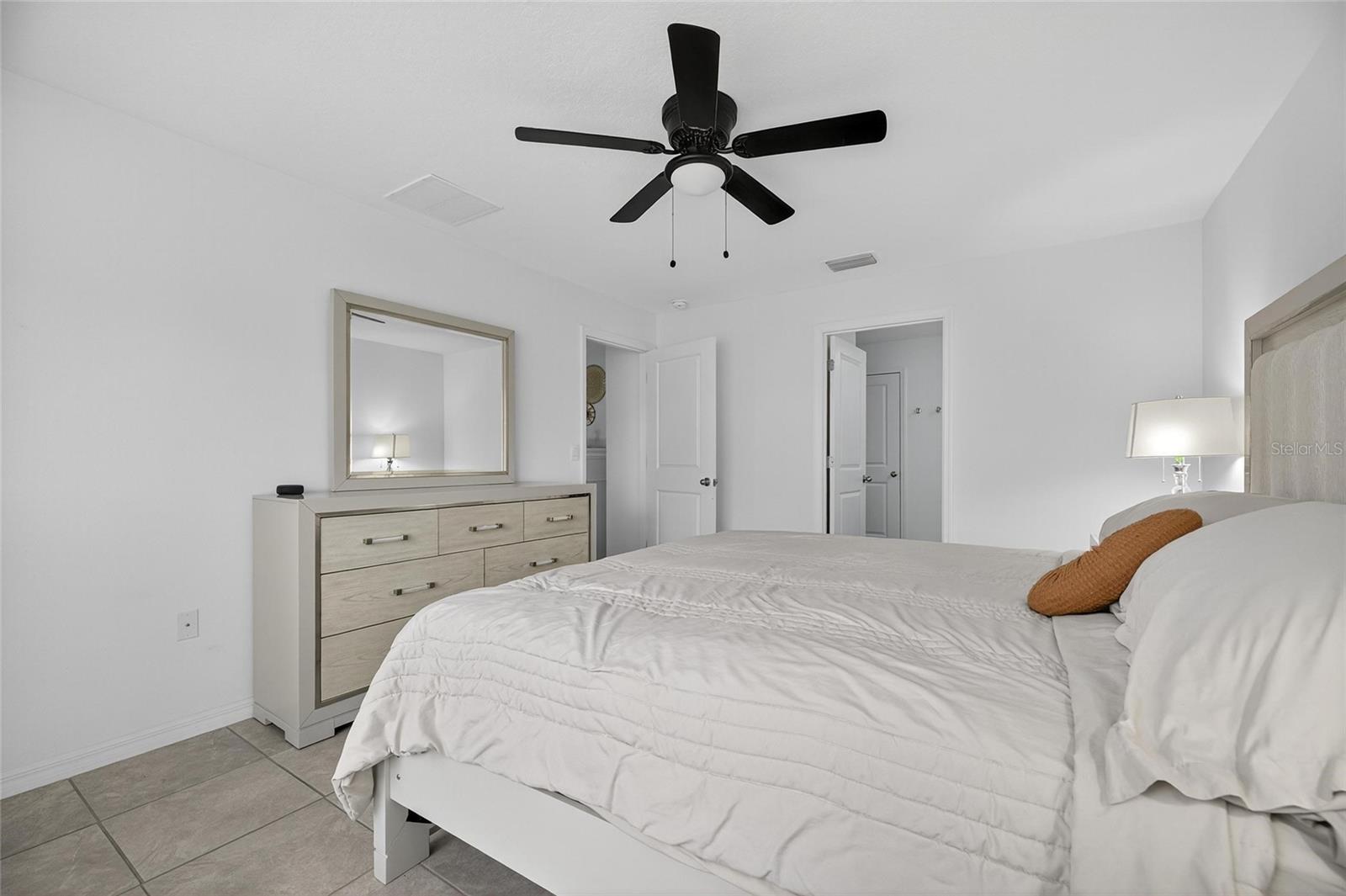 Image 42 of 75 For 3602 Forest Path Drive