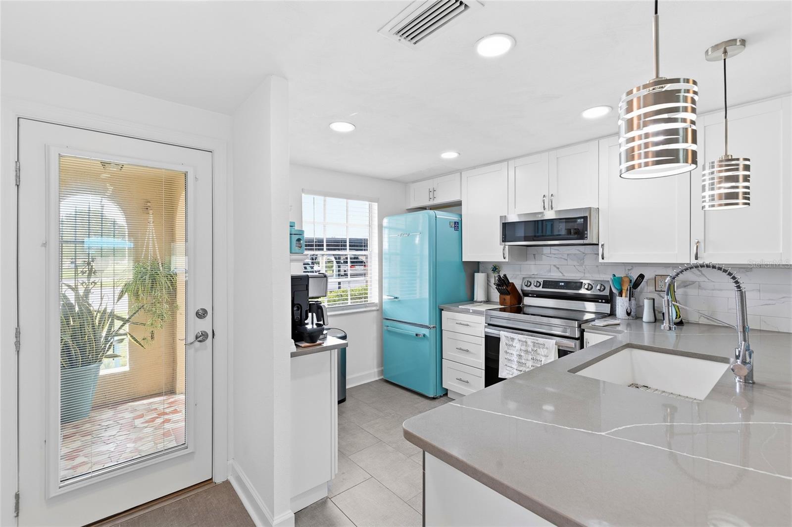 Image 4 of 43 For 4467 Rustic Drive