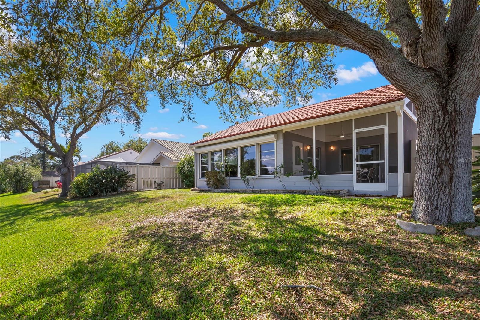 Image 18 of 50 For 523 Padua Circle Ne