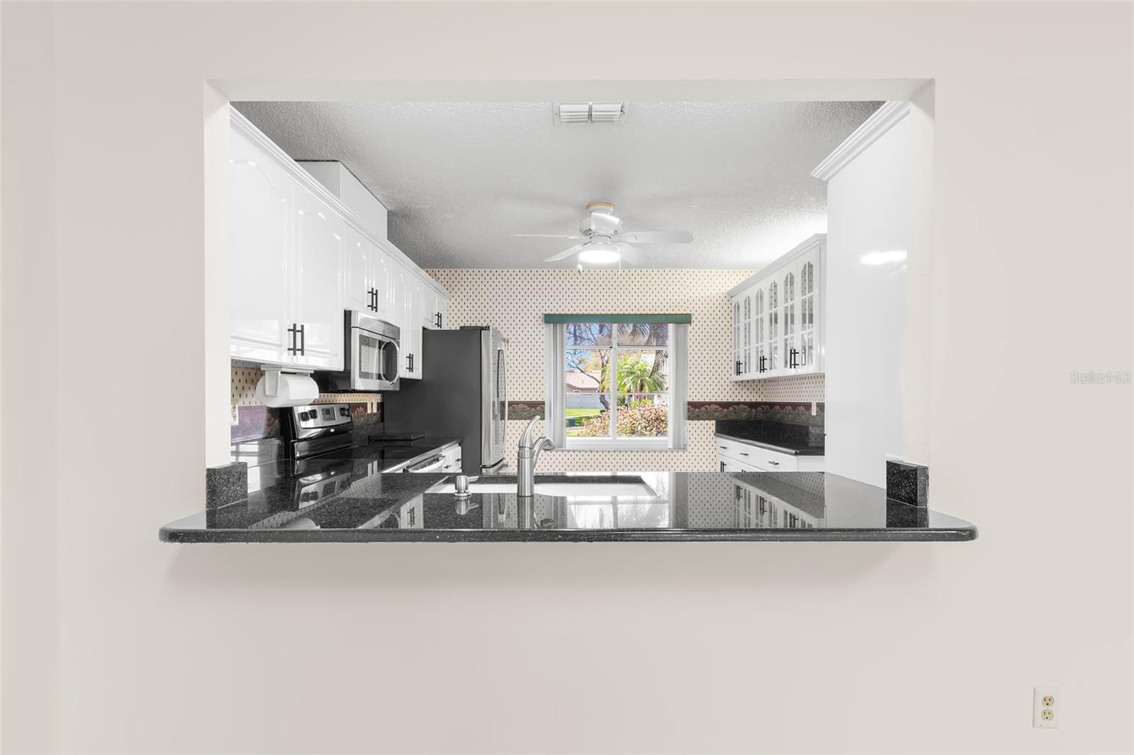 Image 25 of 50 For 523 Padua Circle Ne