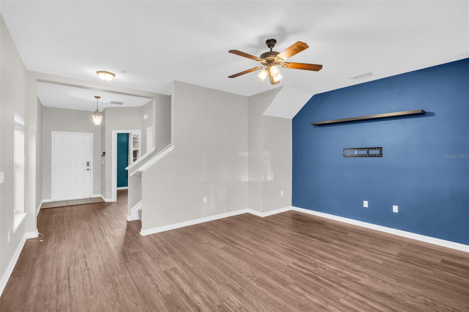 Listing photo id 12 for 1943 Greenwood Valley Drive