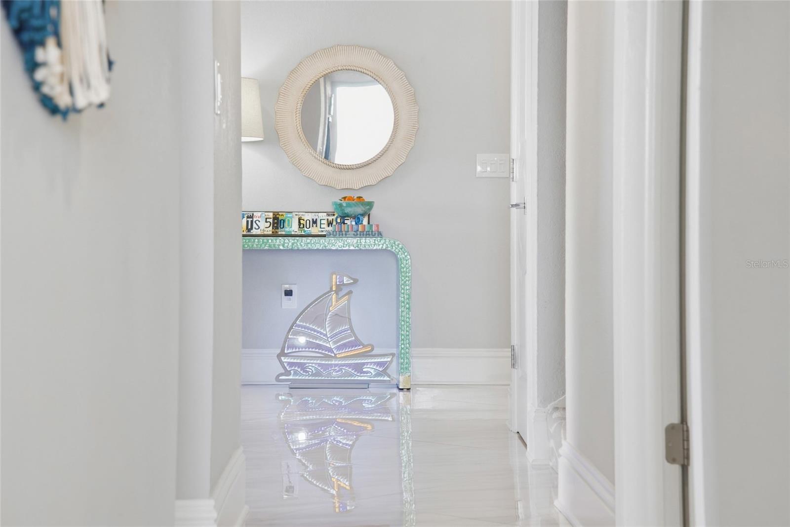 Image 34 of 65 For 1390 Gulf Boulevard Ph 2