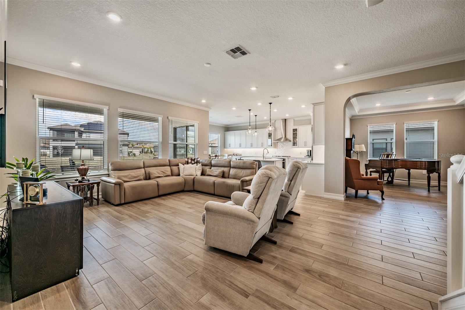 Image 8 of 55 For 19920 Cypress Bridge Drive