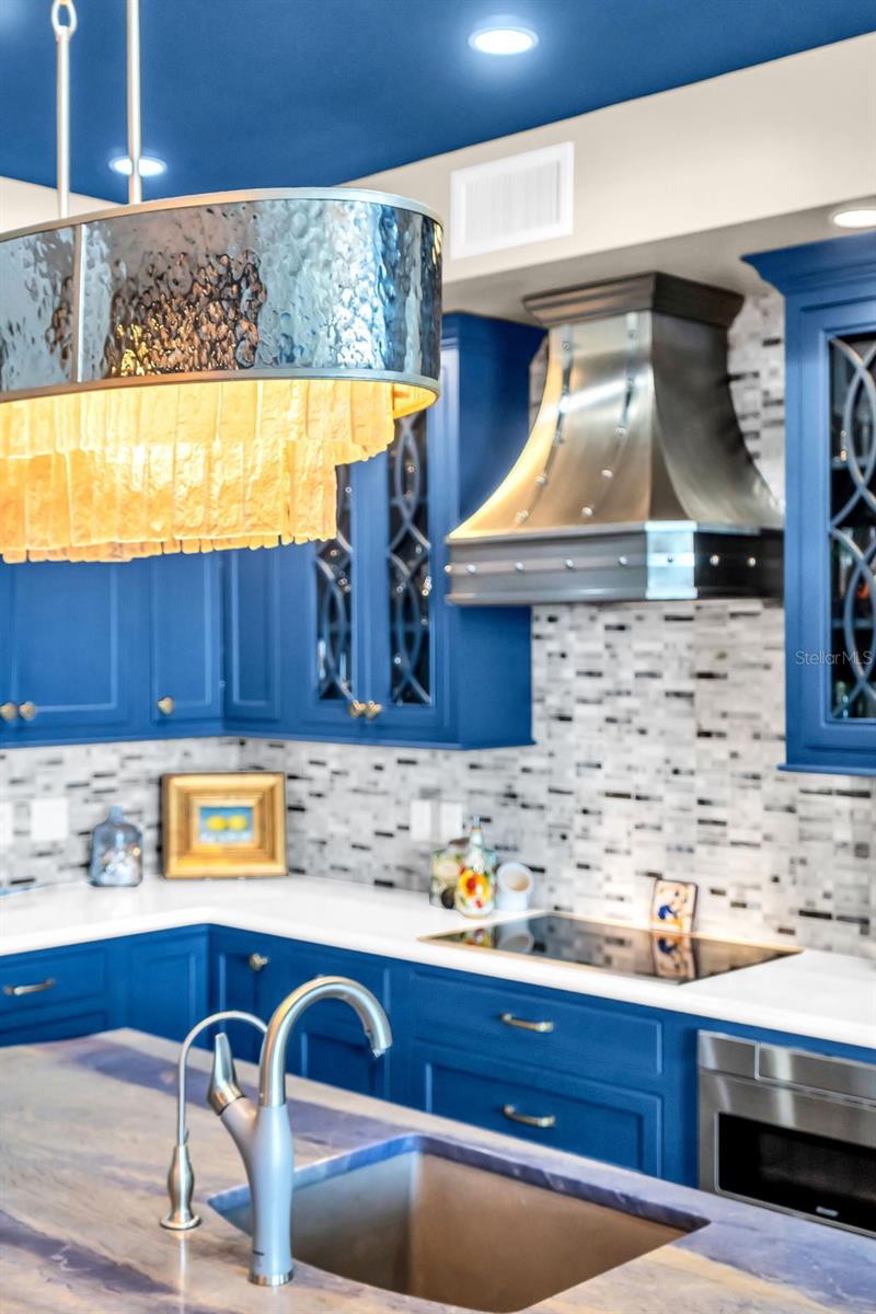 Listing photo id 24 for 100 1st Avenue N 3404