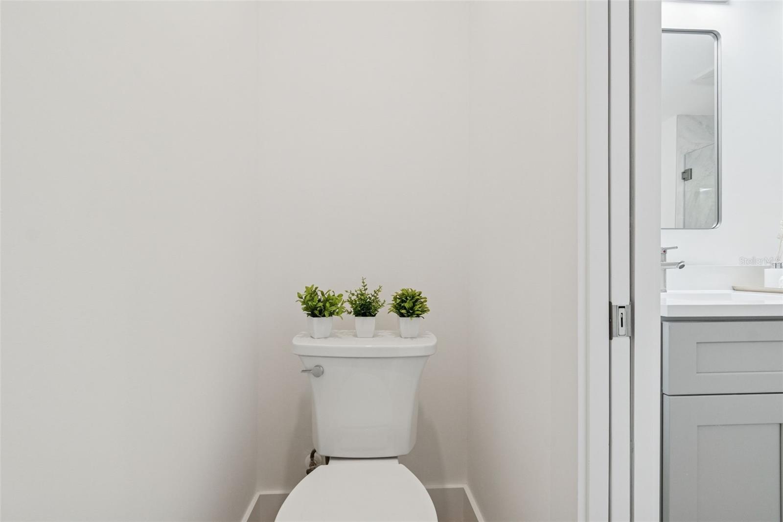 Image 23 of 87 For 1343 4th Street 101