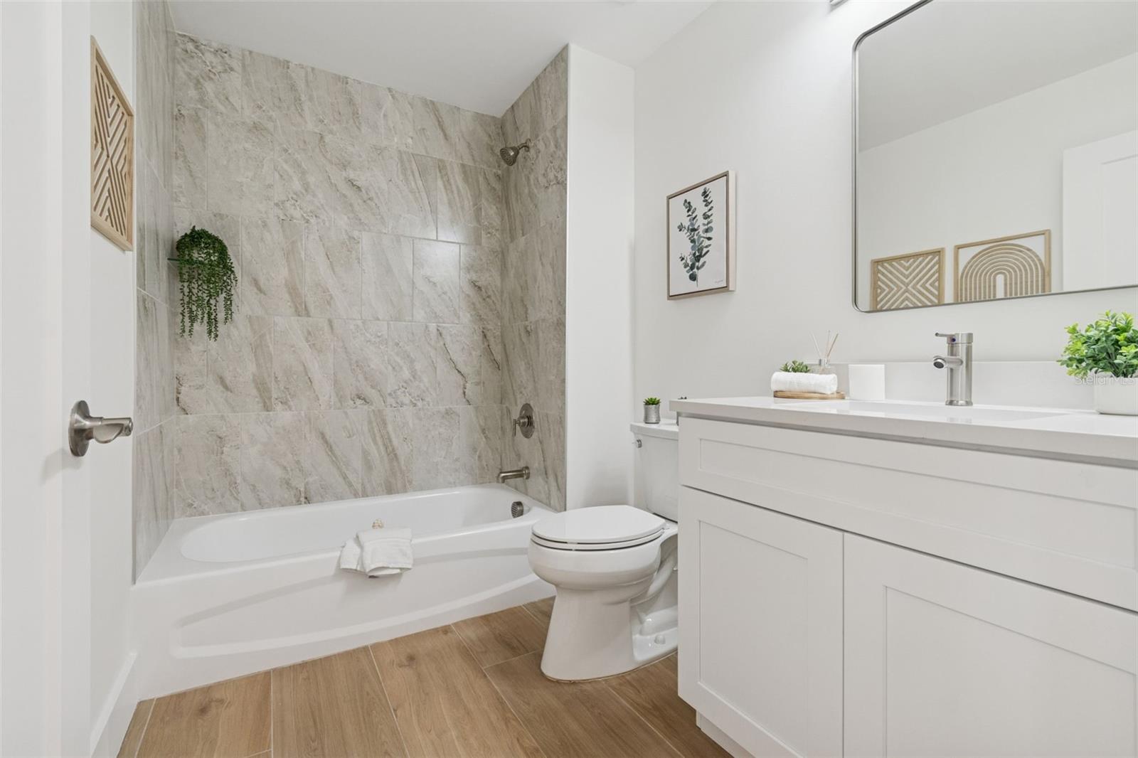 Image 30 of 87 For 1343 4th Street 101