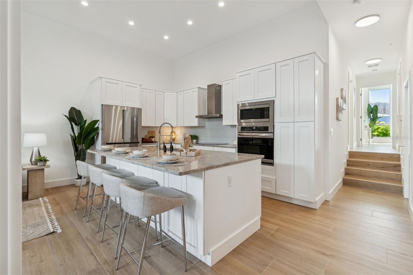 Image 6 of 87 For 1343 4th Street 101