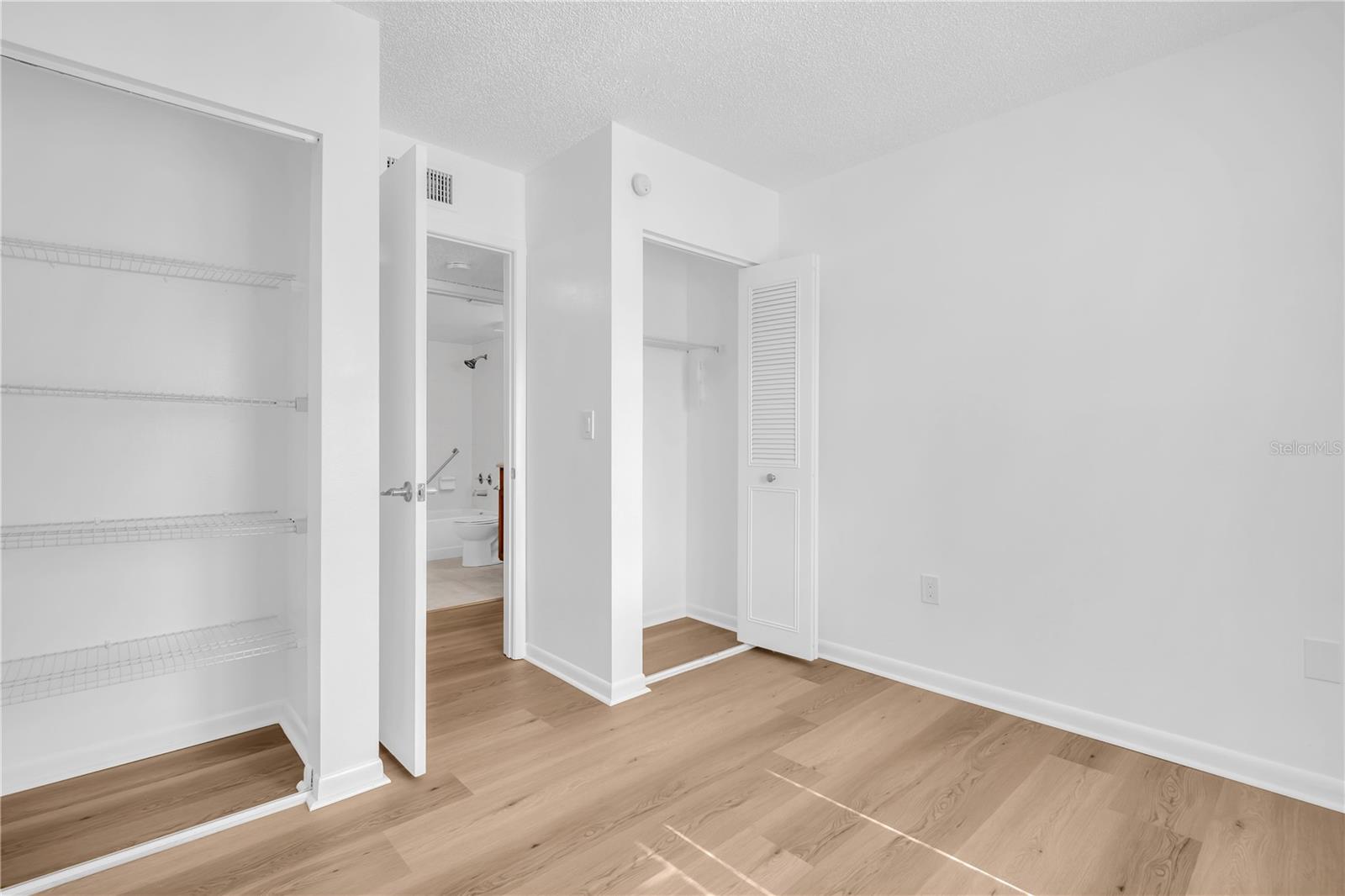 Image 22 of 54 For 1441 Pine Glen Lane B1