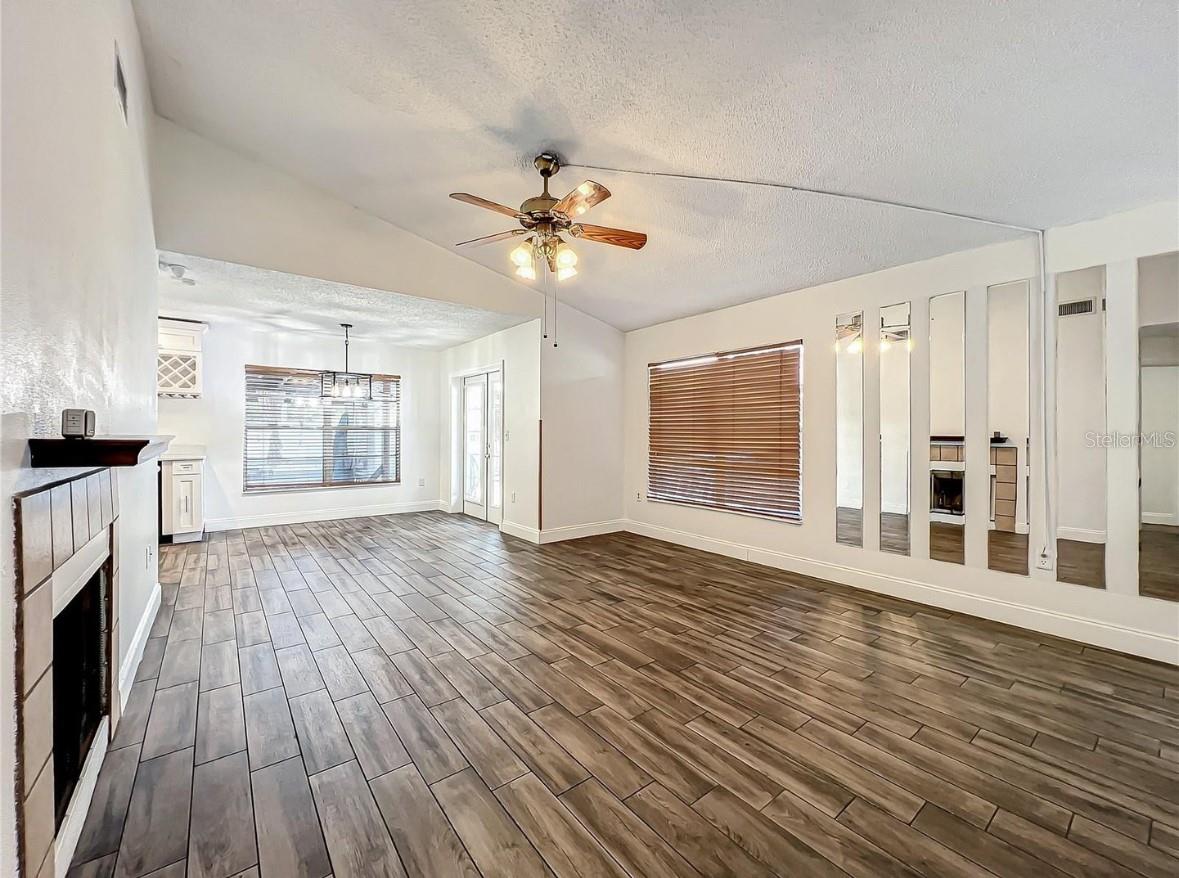 Image 3 of 15 For 1339 Bramblewood Drive