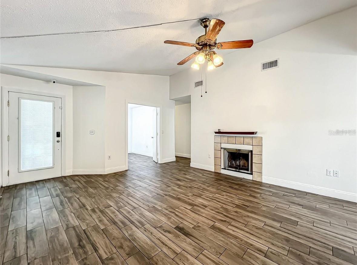 Image 5 of 15 For 1339 Bramblewood Drive