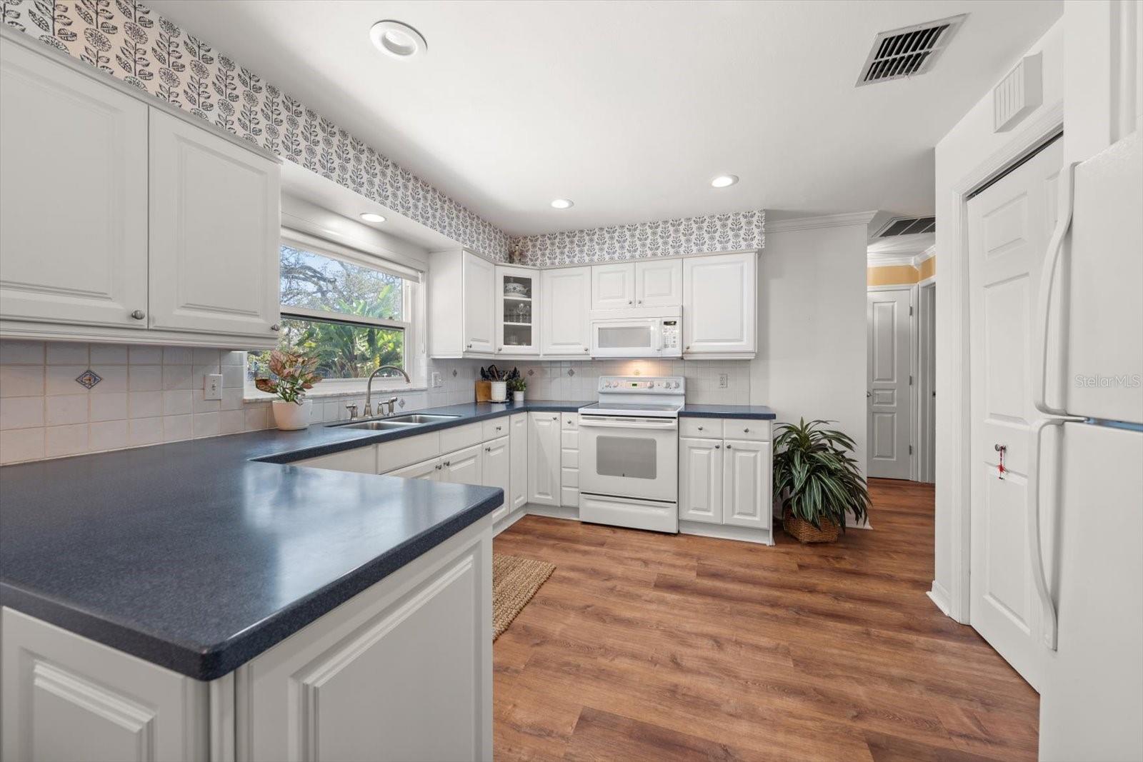 Image 15 of 46 For 2233 Sunset Circle