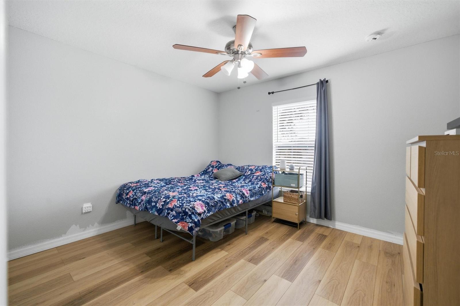 Image 23 of 37 For 37142 Highland Bluff Circle