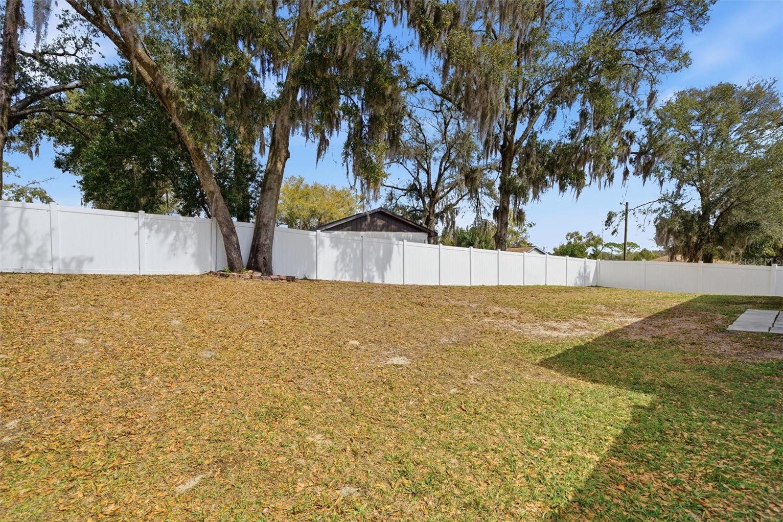 Image 28 of 37 For 37142 Highland Bluff Circle