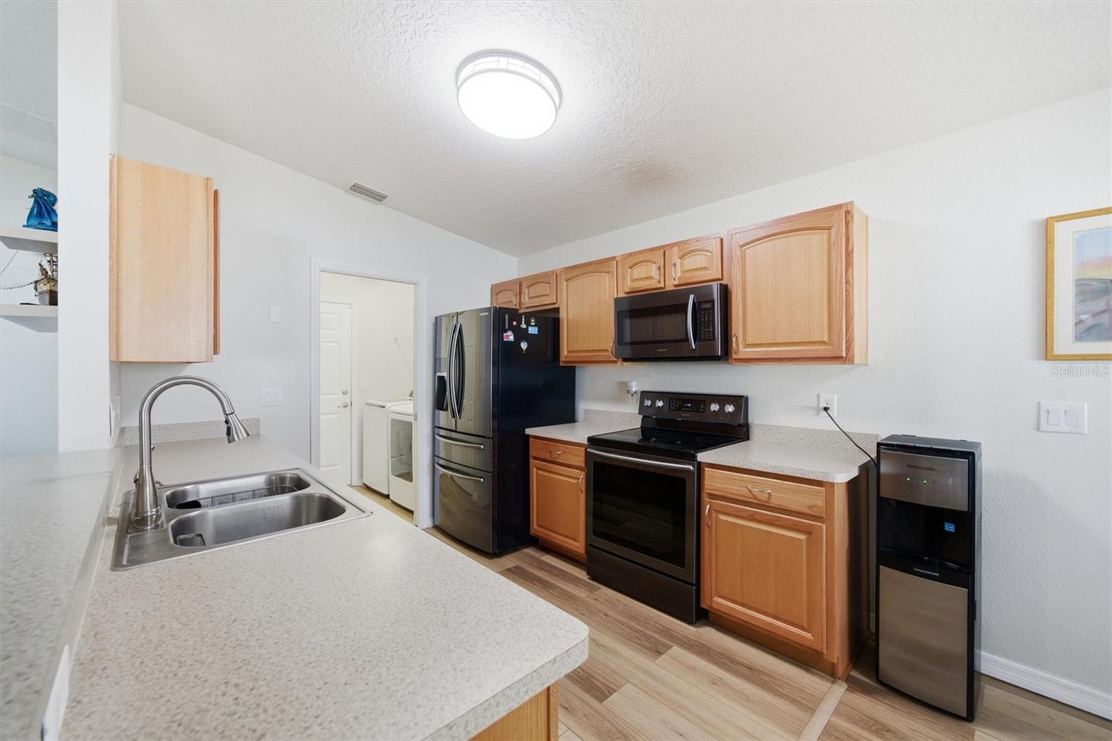 Image 5 of 37 For 37142 Highland Bluff Circle