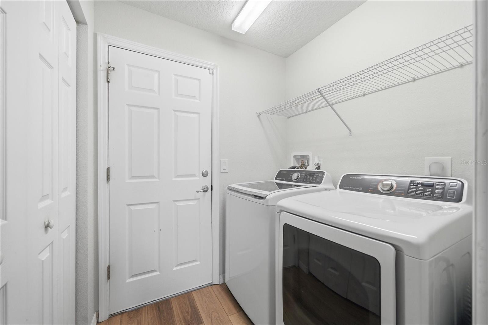 Image 7 of 37 For 37142 Highland Bluff Circle