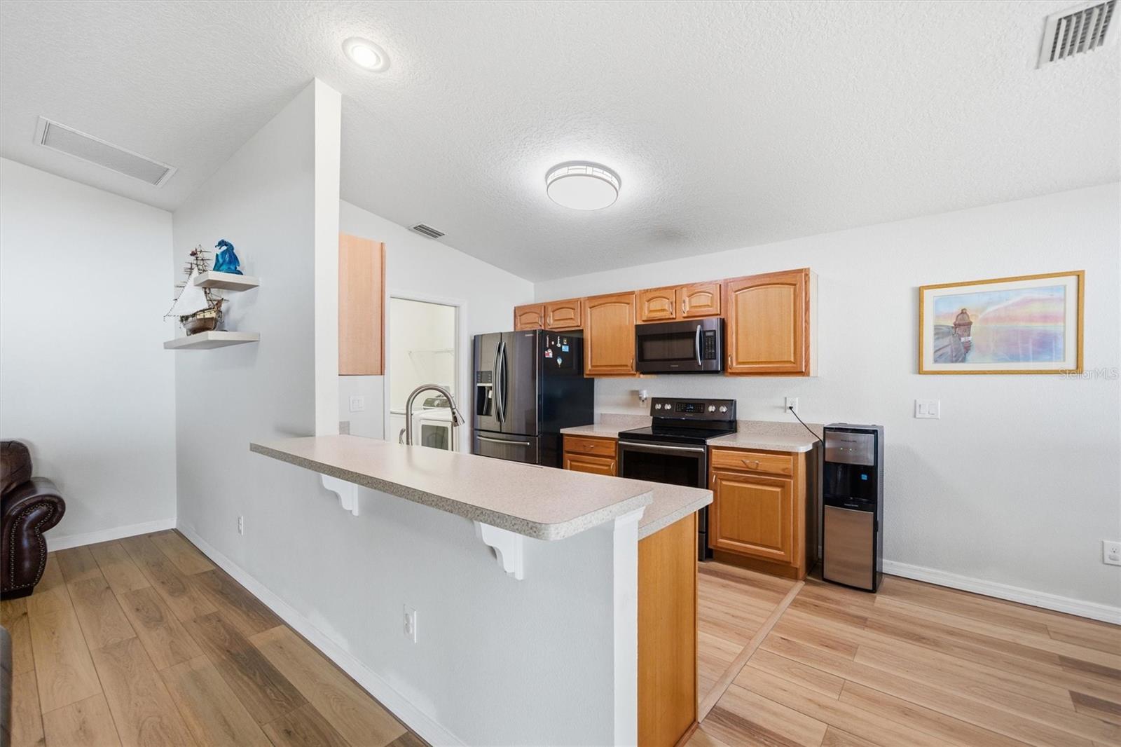 Image 9 of 37 For 37142 Highland Bluff Circle