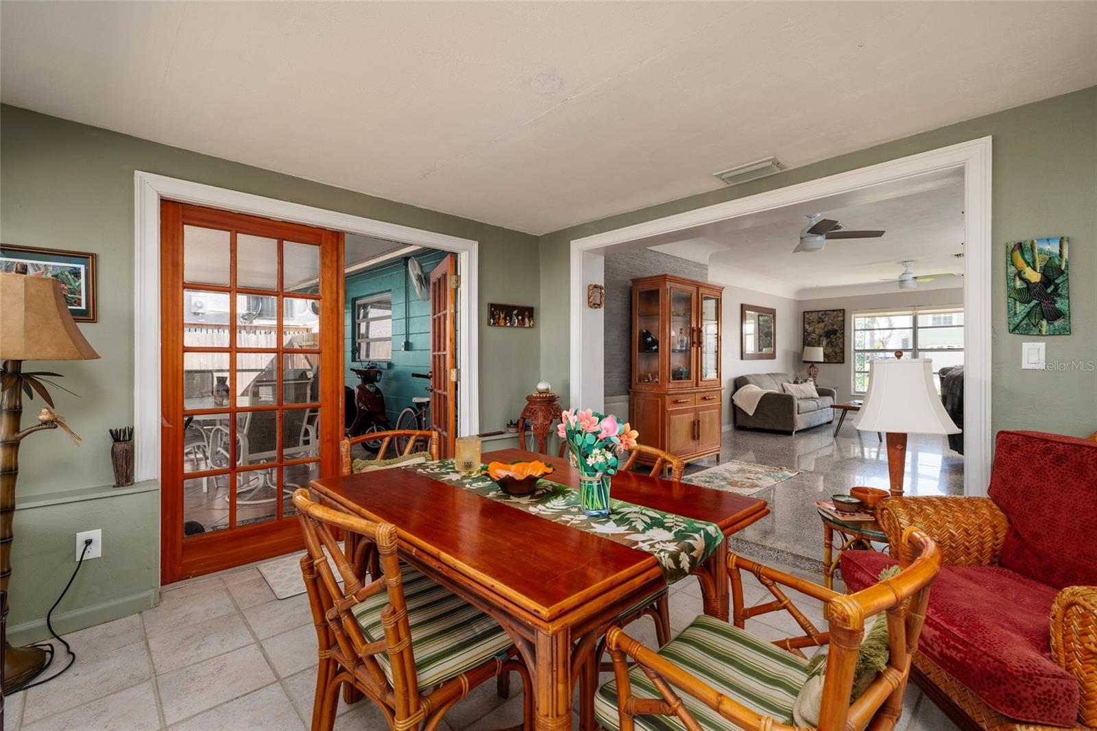 Image 10 of 24 For 349 89th Avenue Ne