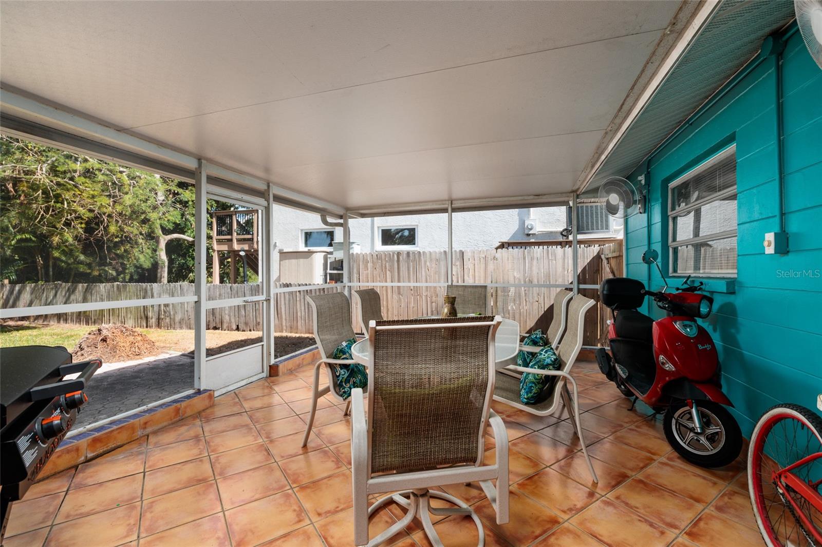 Image 12 of 24 For 349 89th Avenue Ne