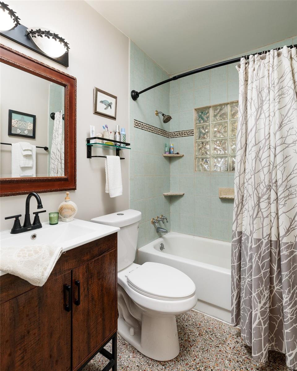 Image 16 of 24 For 349 89th Avenue Ne