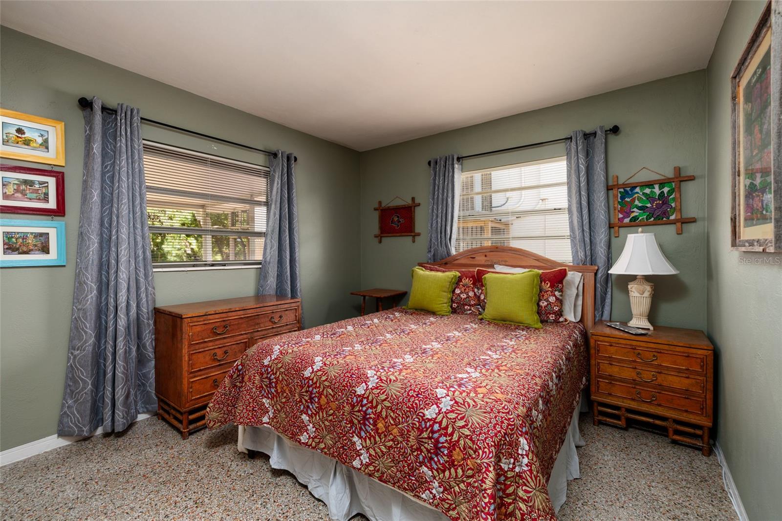 Image 17 of 24 For 349 89th Avenue Ne