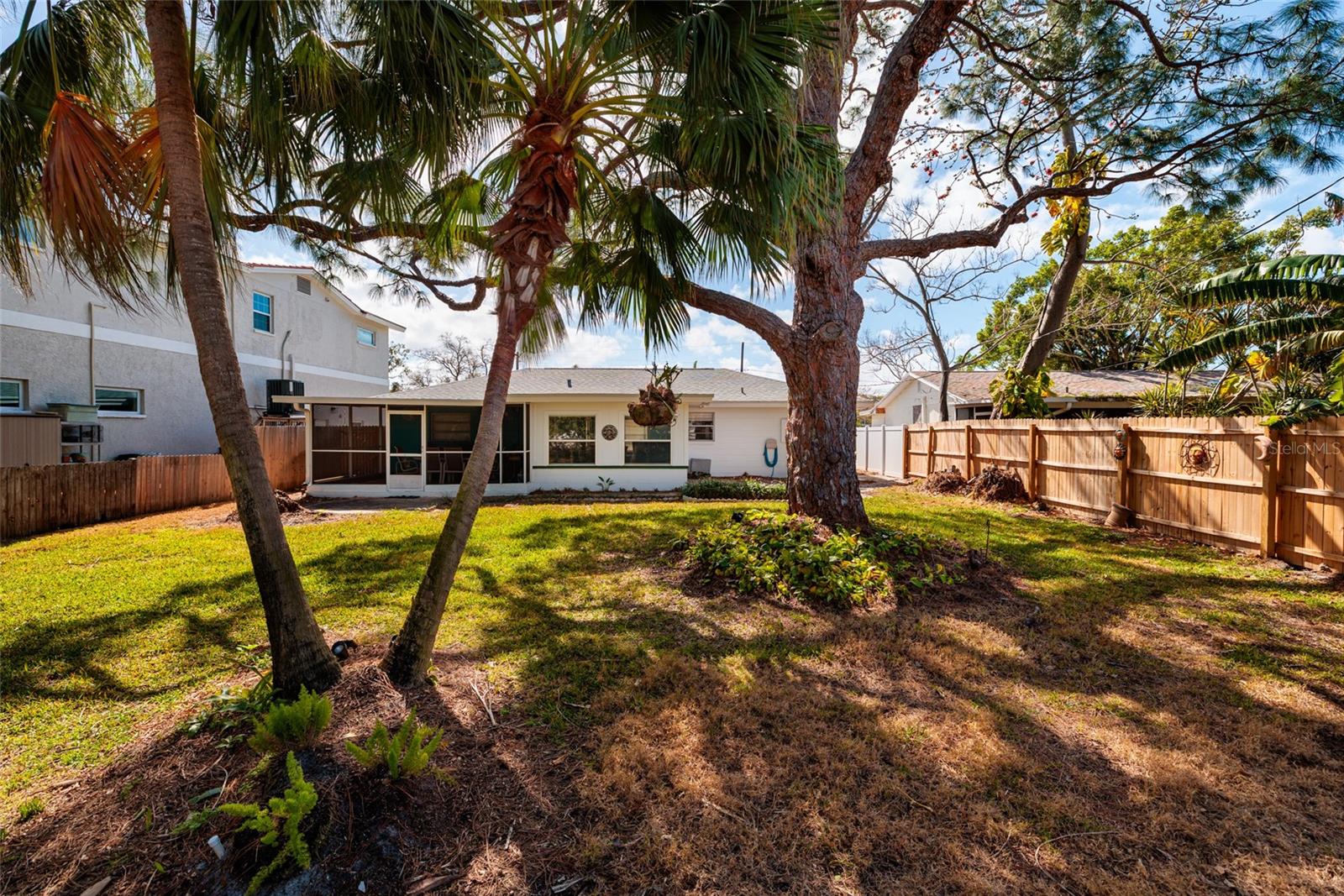 Image 20 of 24 For 349 89th Avenue Ne