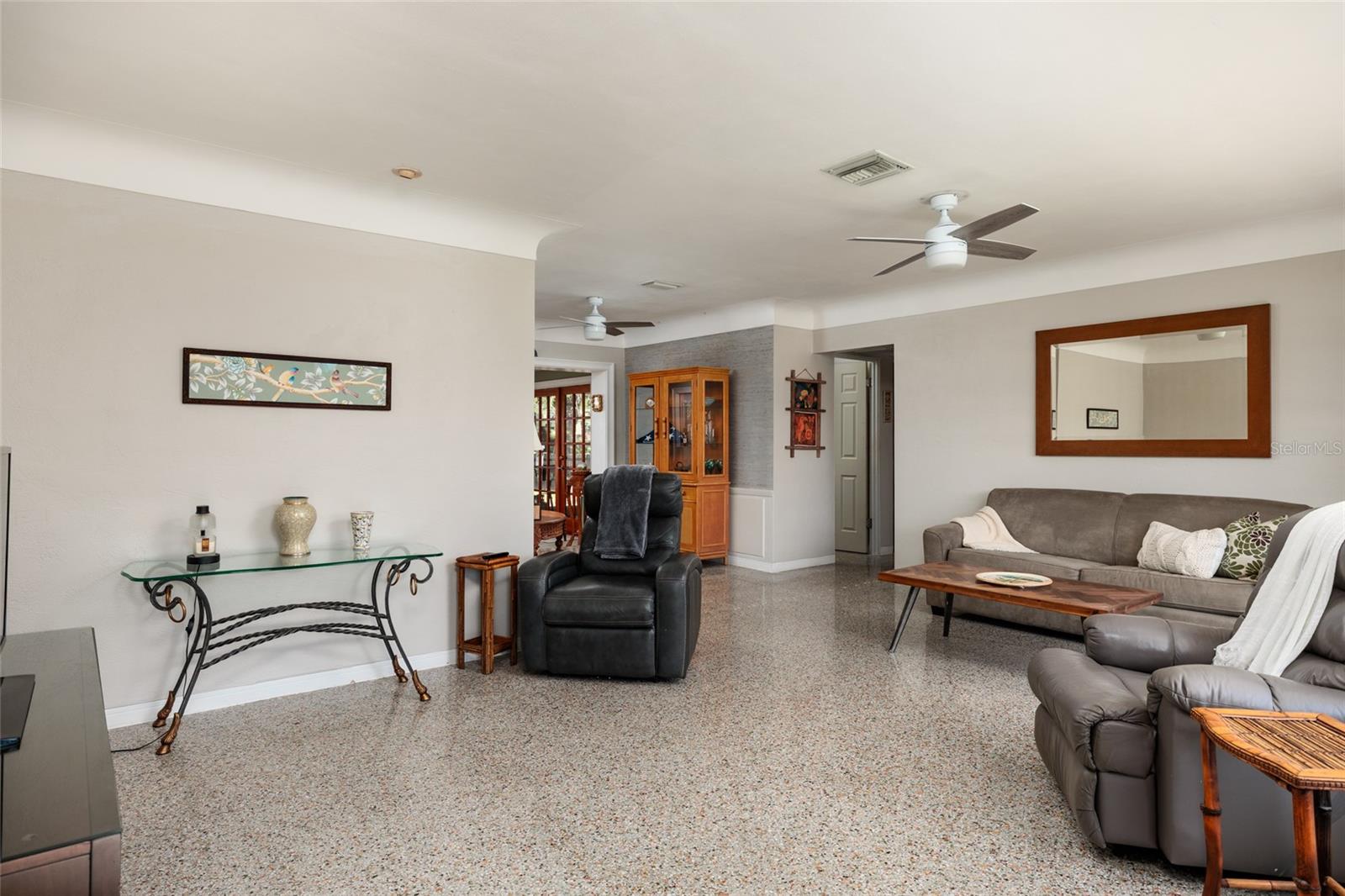 Image 4 of 24 For 349 89th Avenue Ne