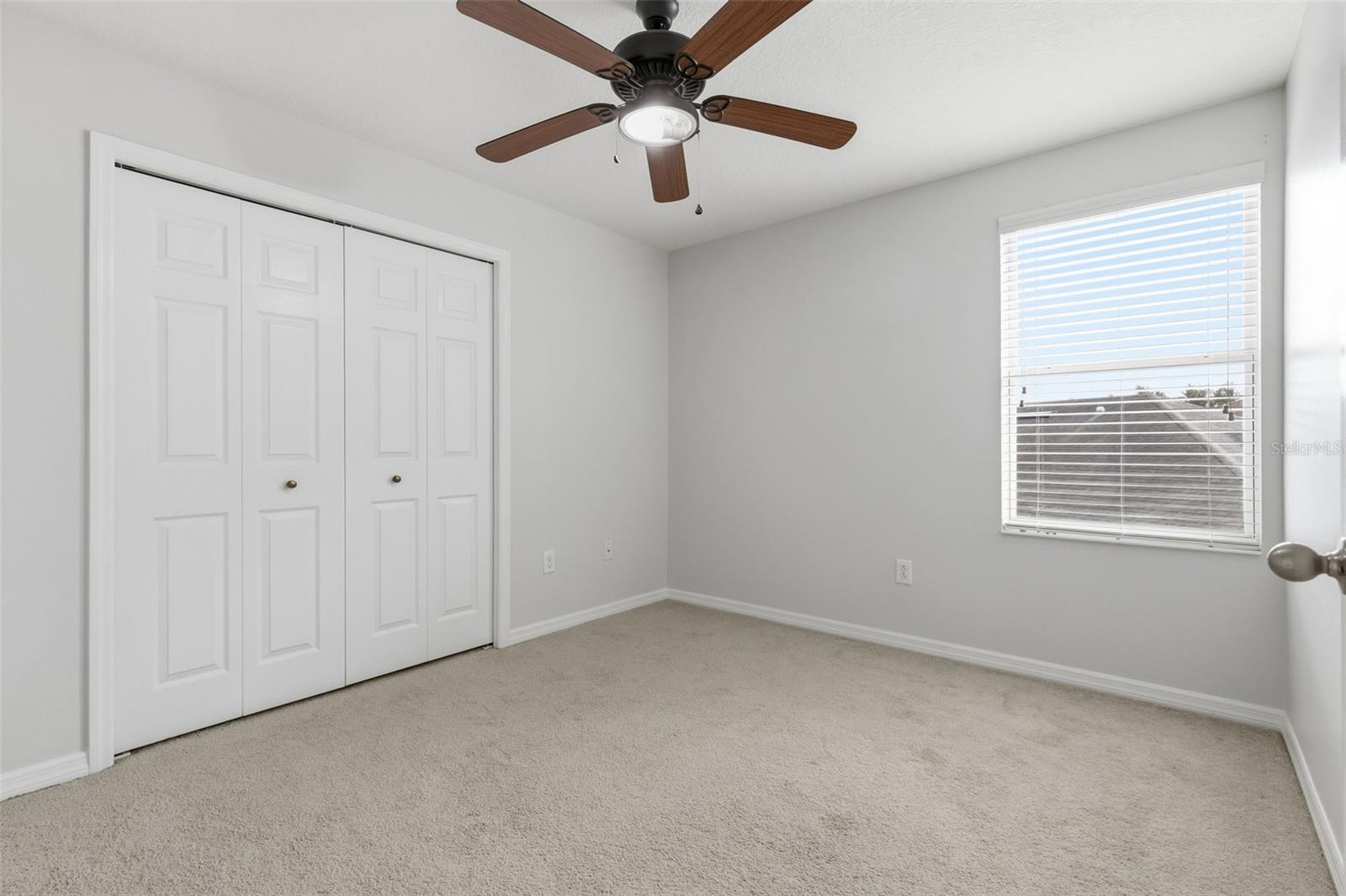 Image 22 of 32 For 17423 New Cross Circle