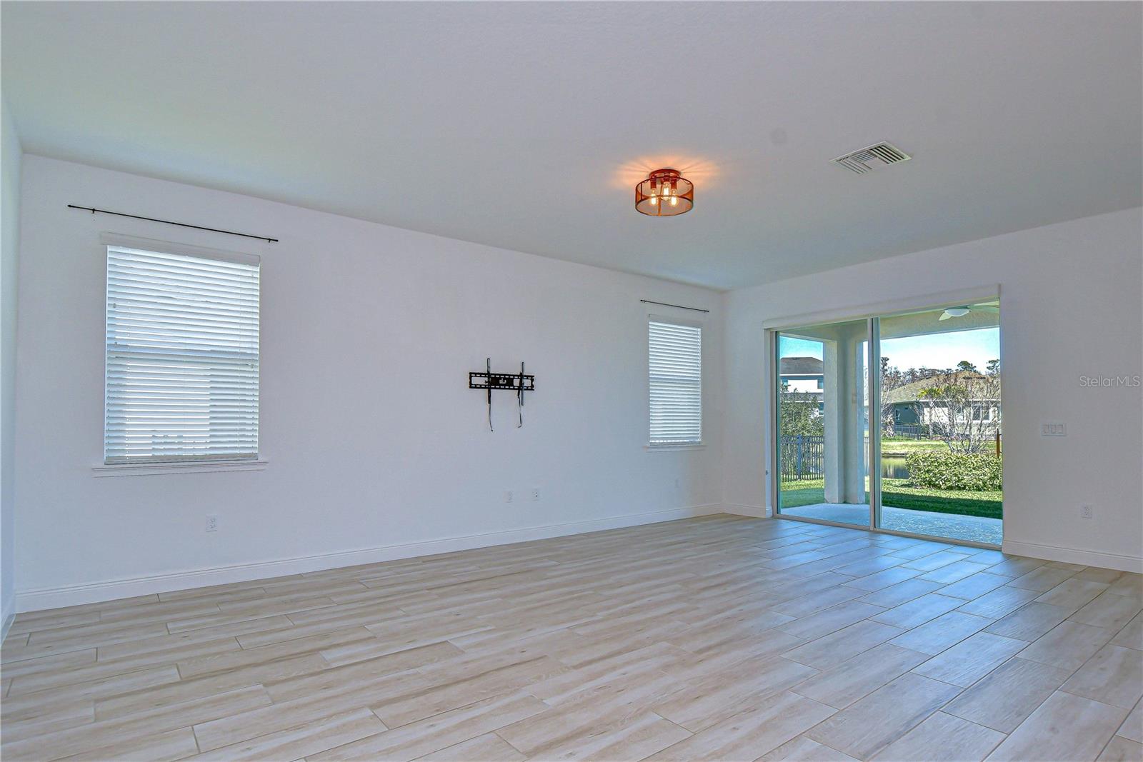 Image 5 of 40 For 2828 Posada Lane