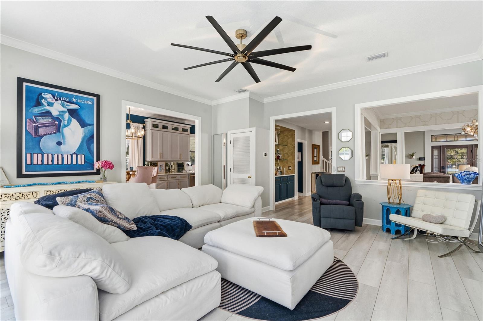 Image 12 of 45 For 824 Rome Avenue