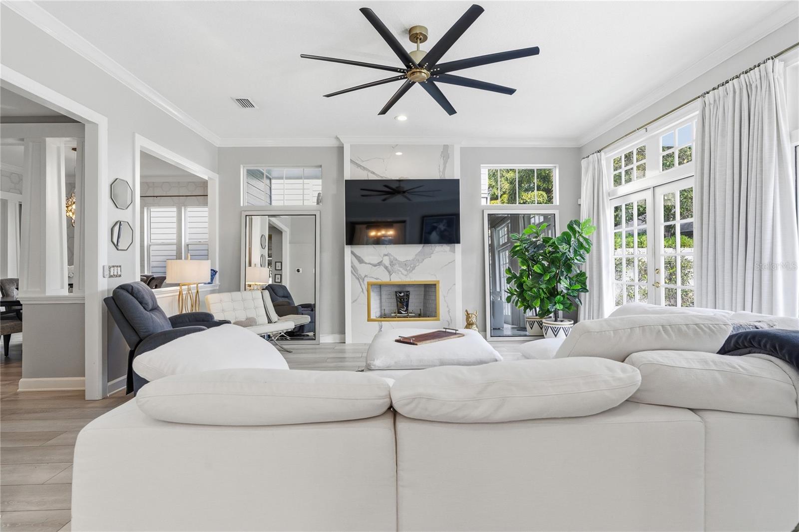 Image 13 of 45 For 824 Rome Avenue