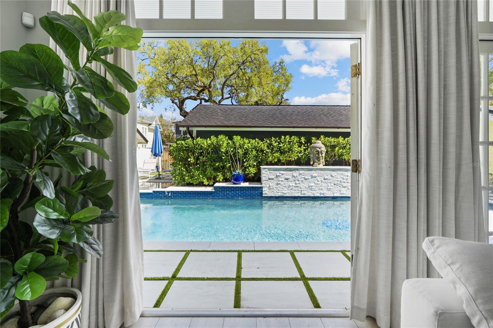 Image 15 of 45 For 824 Rome Avenue