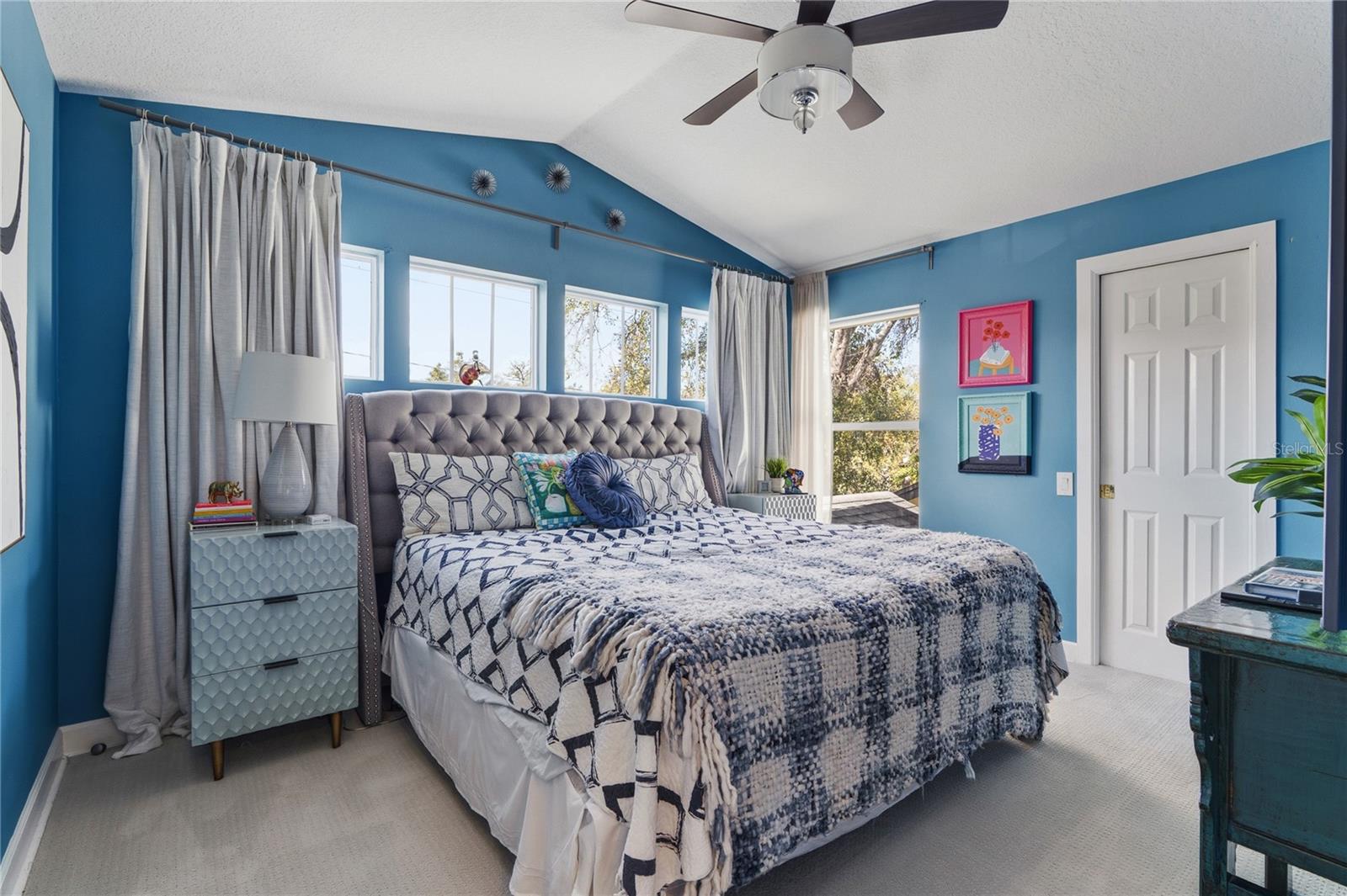 Image 35 of 45 For 824 Rome Avenue