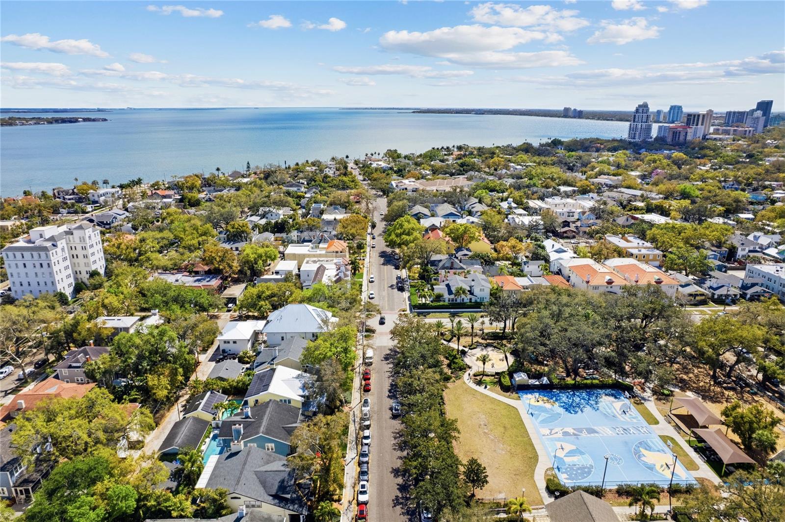 Image 40 of 45 For 824 Rome Avenue