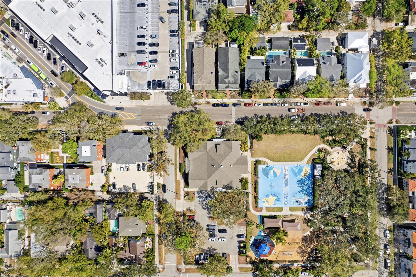 Image 42 of 45 For 824 Rome Avenue