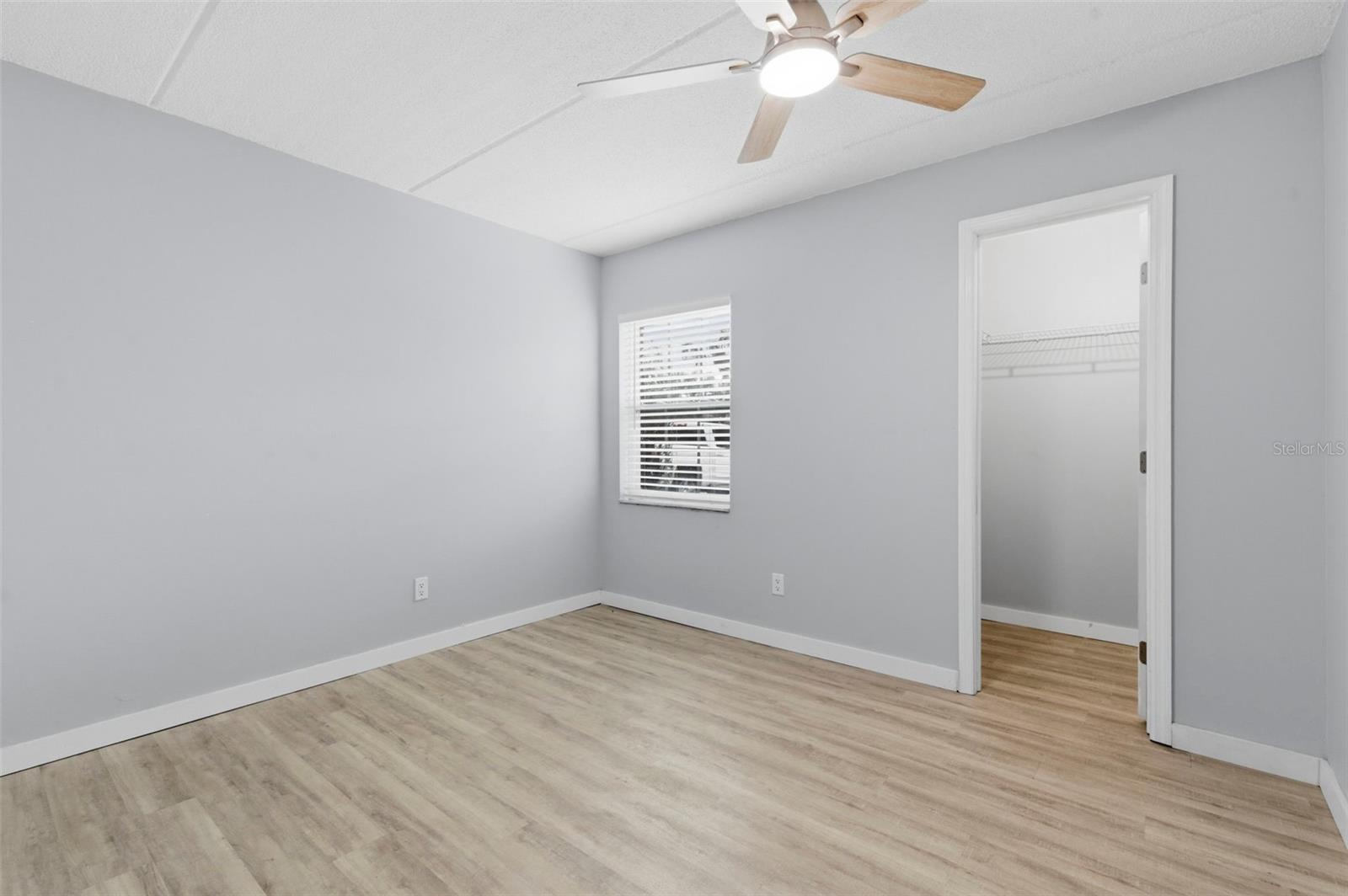 Image 13 of 31 For 1125 83rd Avenue N A