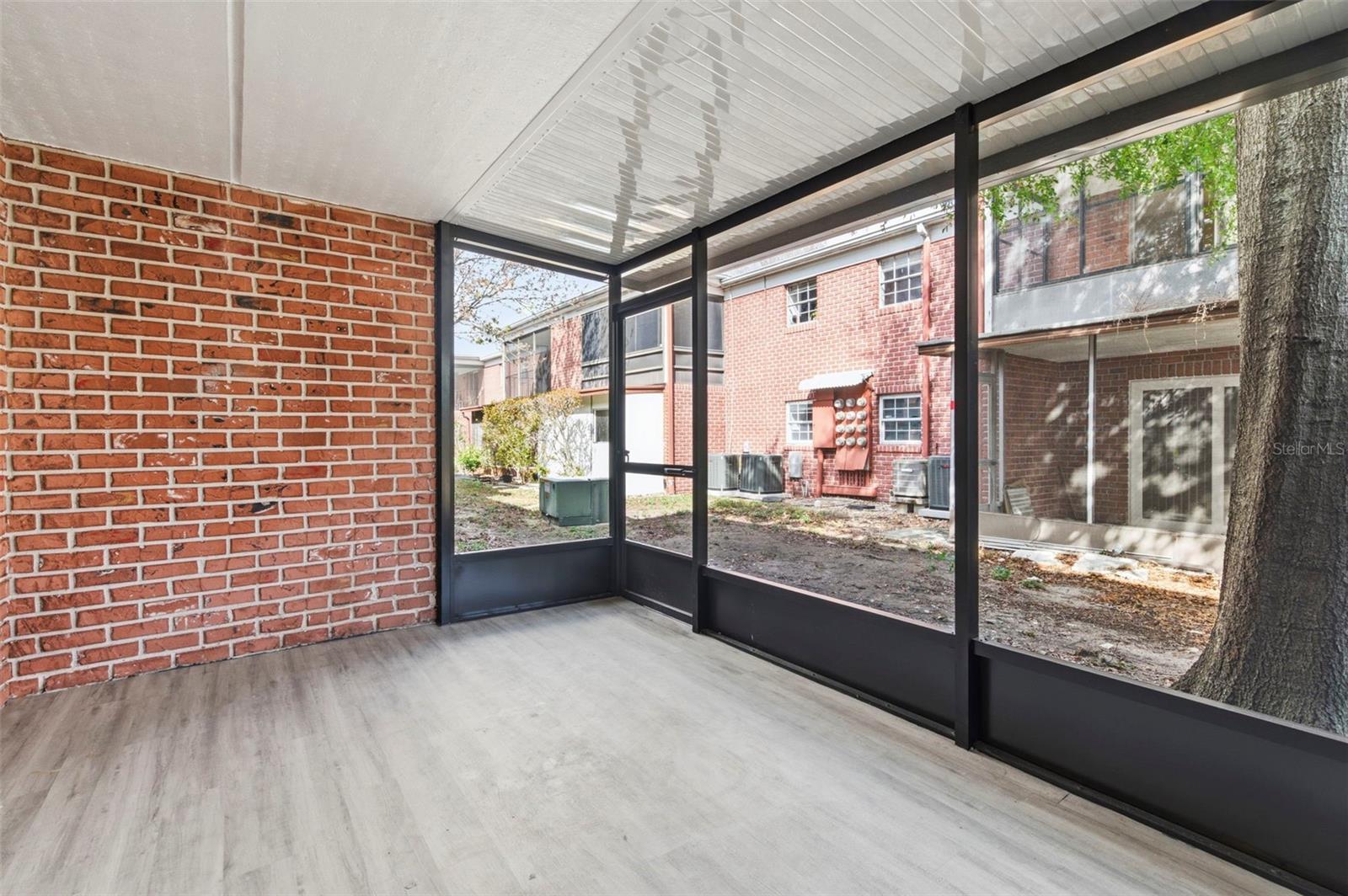 Image 22 of 31 For 1125 83rd Avenue N A