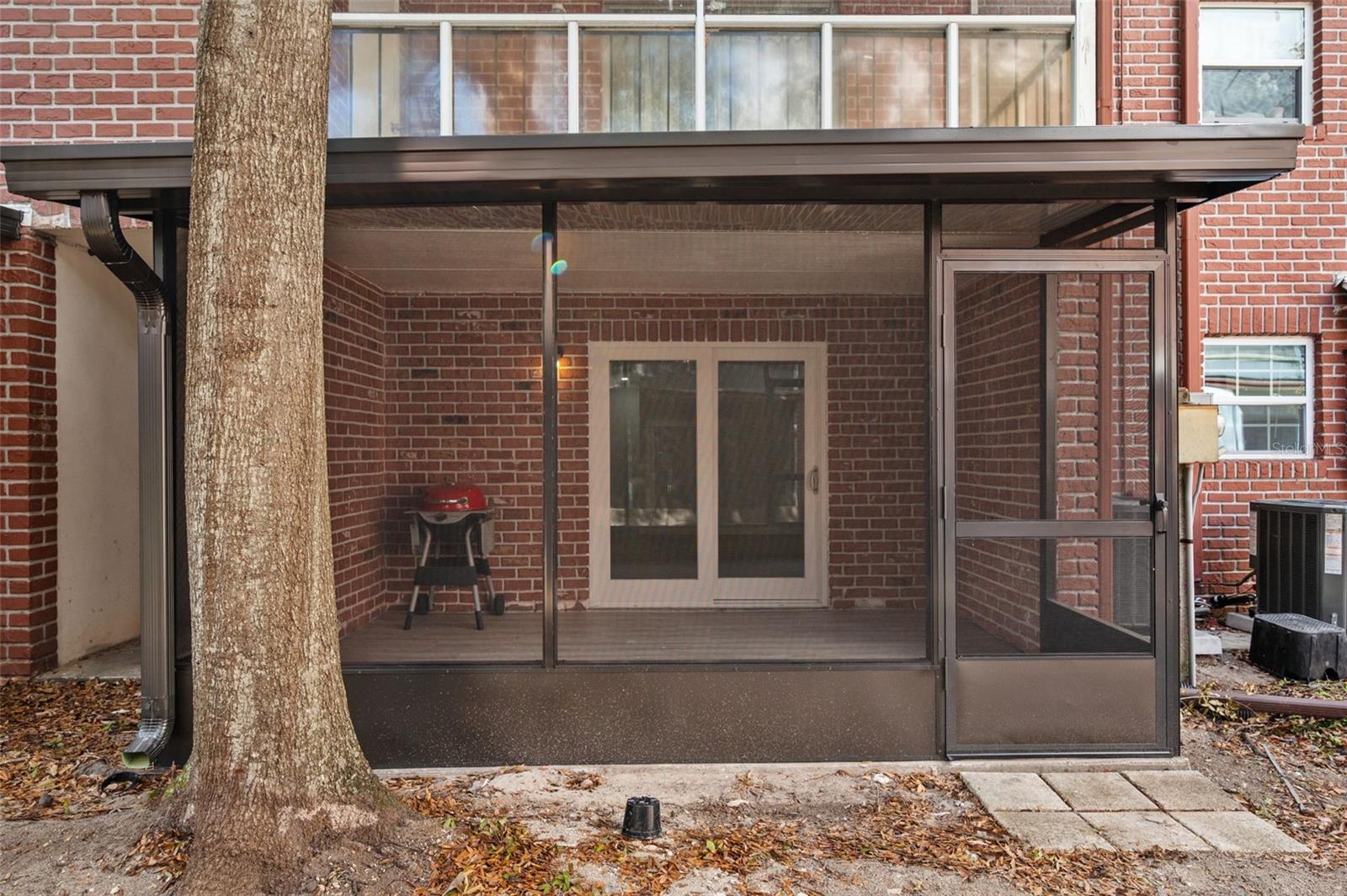 Image 25 of 31 For 1125 83rd Avenue N A