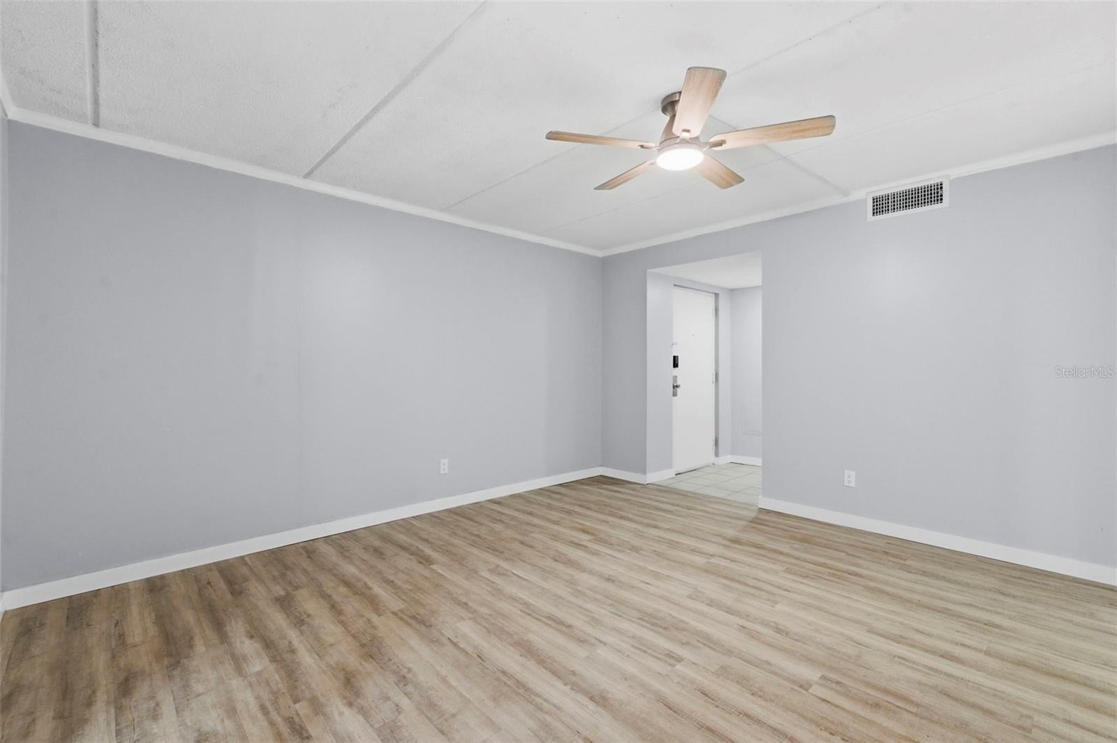 Image 4 of 31 For 1125 83rd Avenue N A