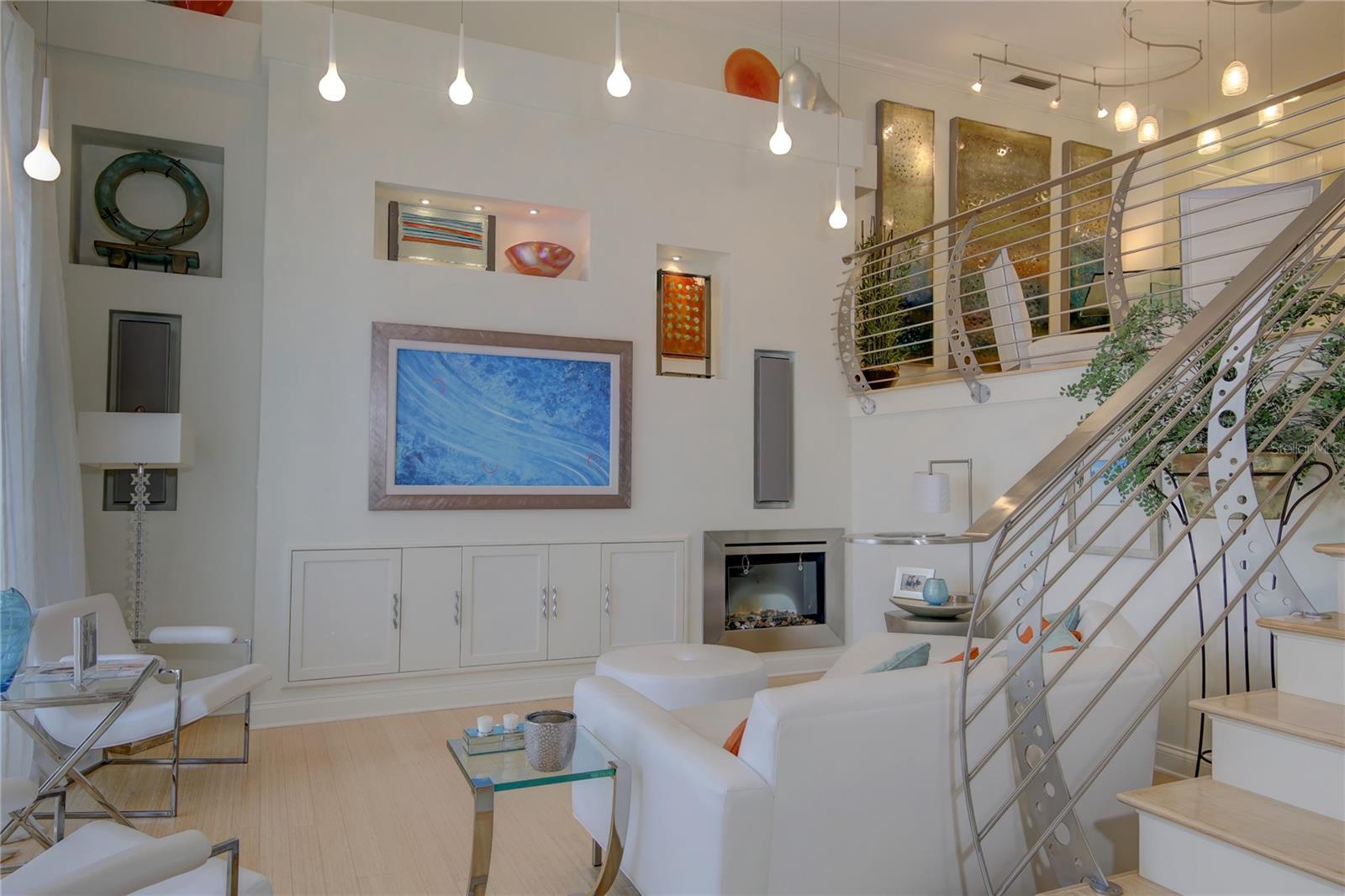 Image 4 of 50 For 505 Mandalay Ave 62