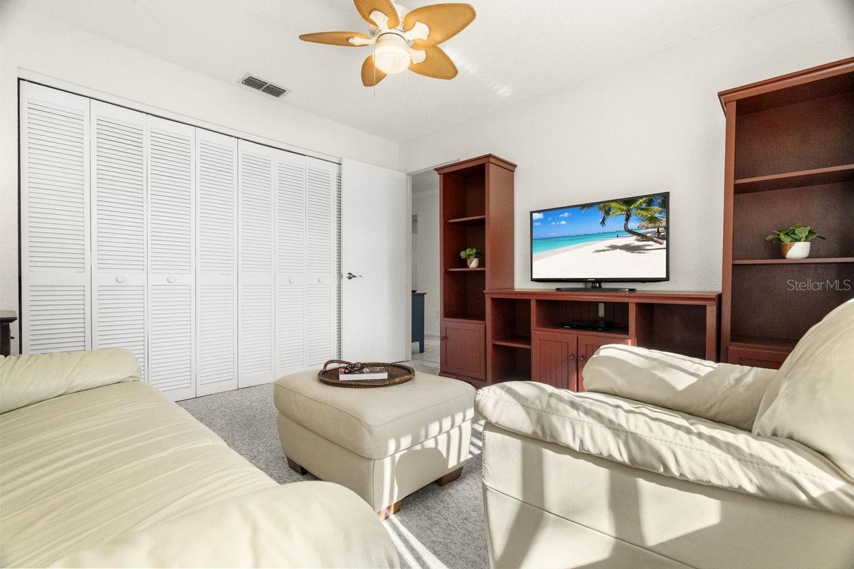 Image 22 of 60 For 2573 Oakleaf Lane 39a