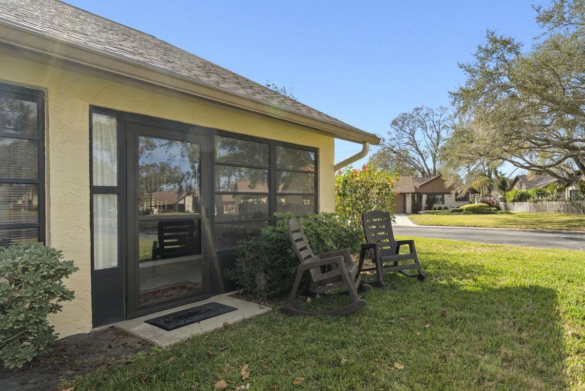 Image 28 of 60 For 2573 Oakleaf Lane 39a