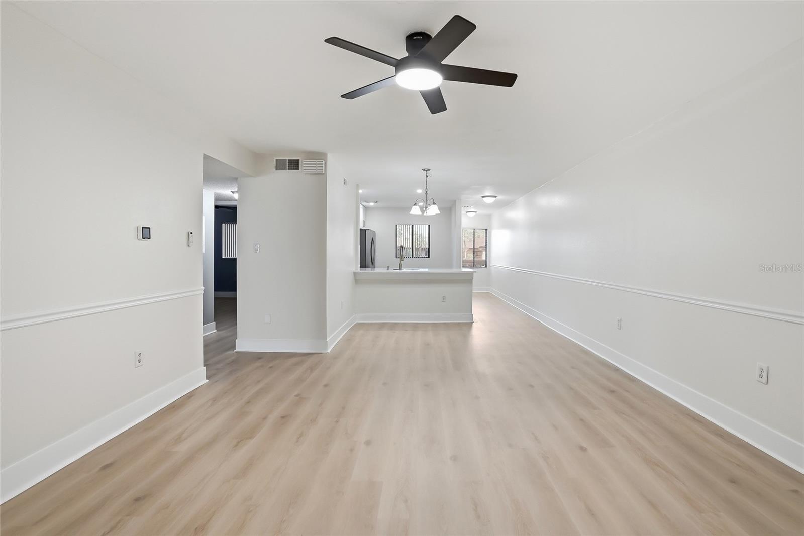 Image 11 of 42 For 2682 Sabal Springs Circle 204