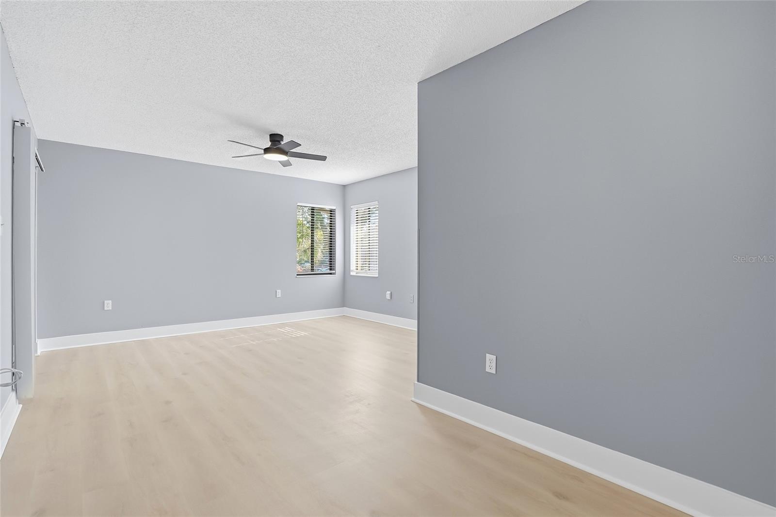 Image 19 of 42 For 2682 Sabal Springs Circle 204