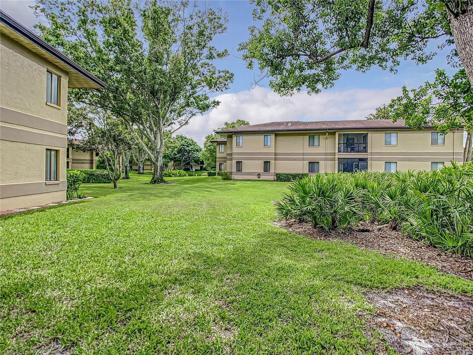 Image 37 of 42 For 2682 Sabal Springs Circle 204