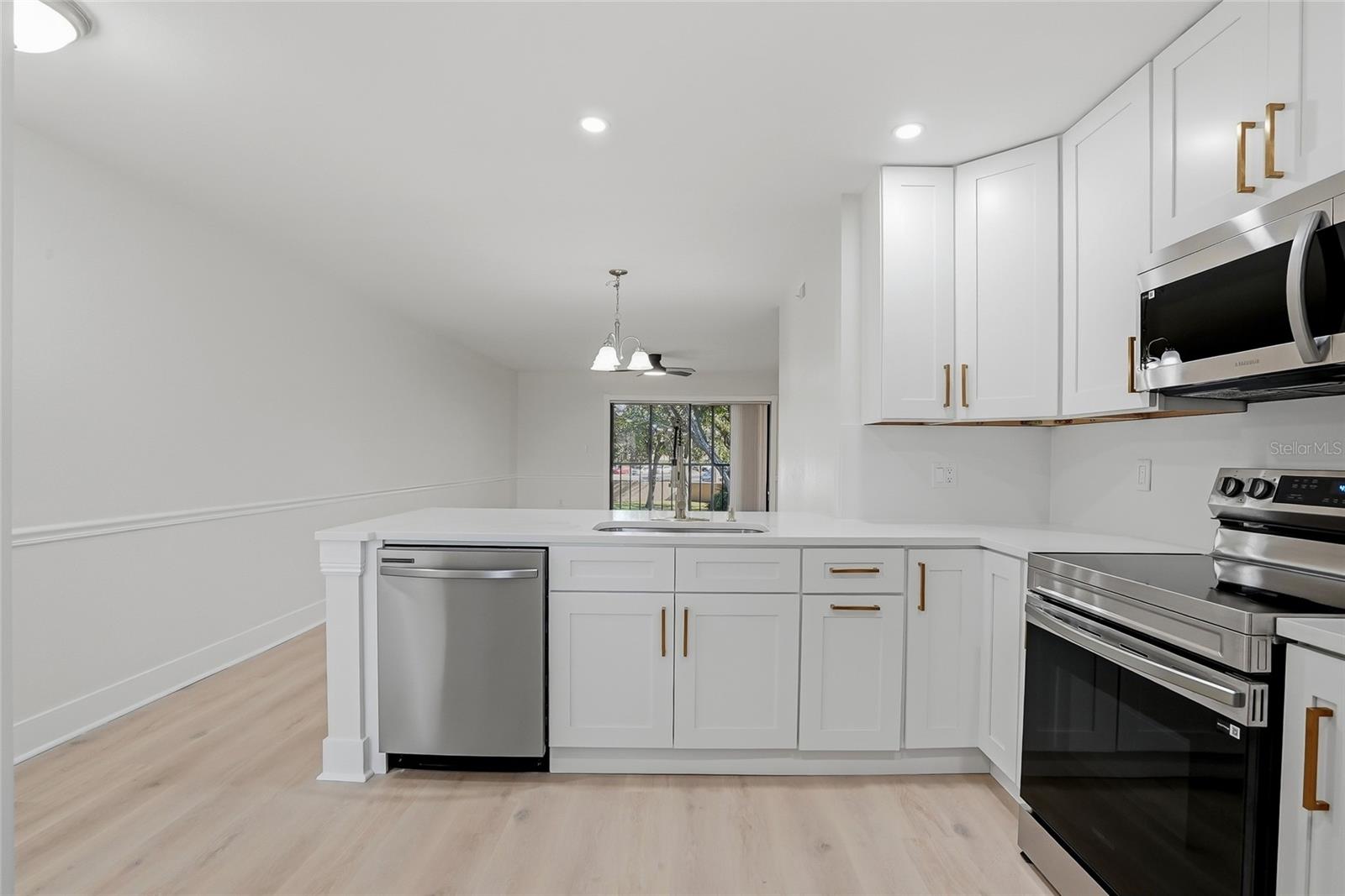 Image 9 of 42 For 2682 Sabal Springs Circle 204