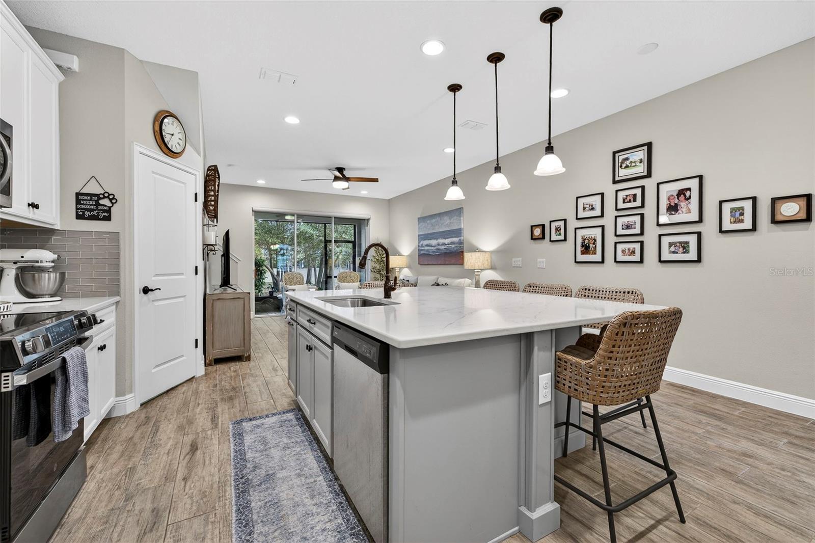 Image 8 of 42 For 6227 Scarlet Darter Way