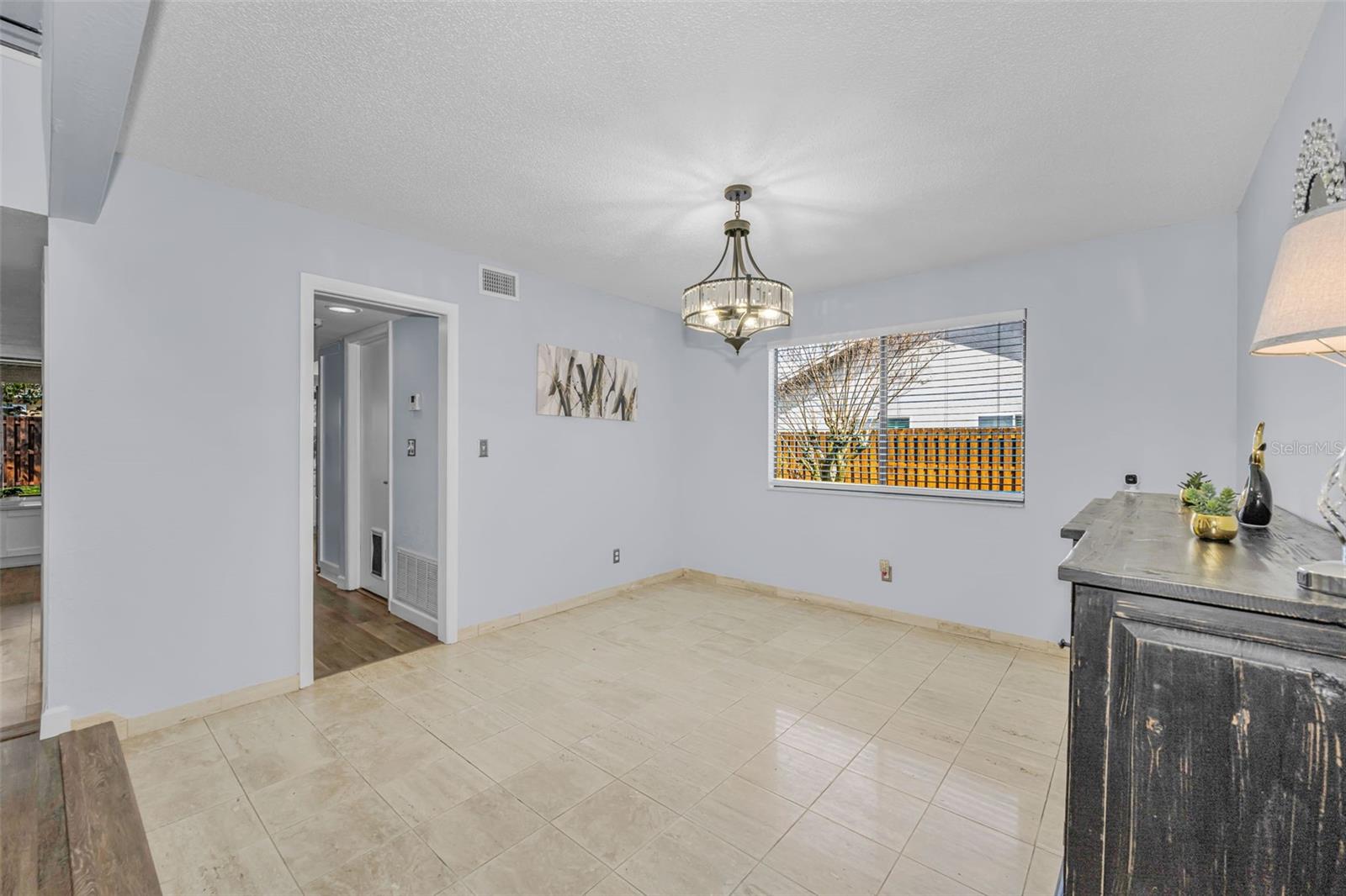 Image 20 of 64 For 1454 Rosetree Court