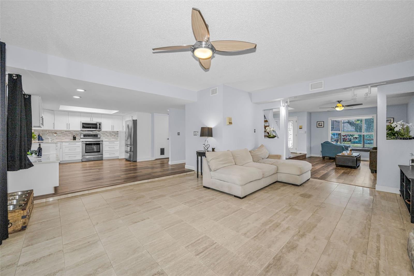 Image 24 of 64 For 1454 Rosetree Court