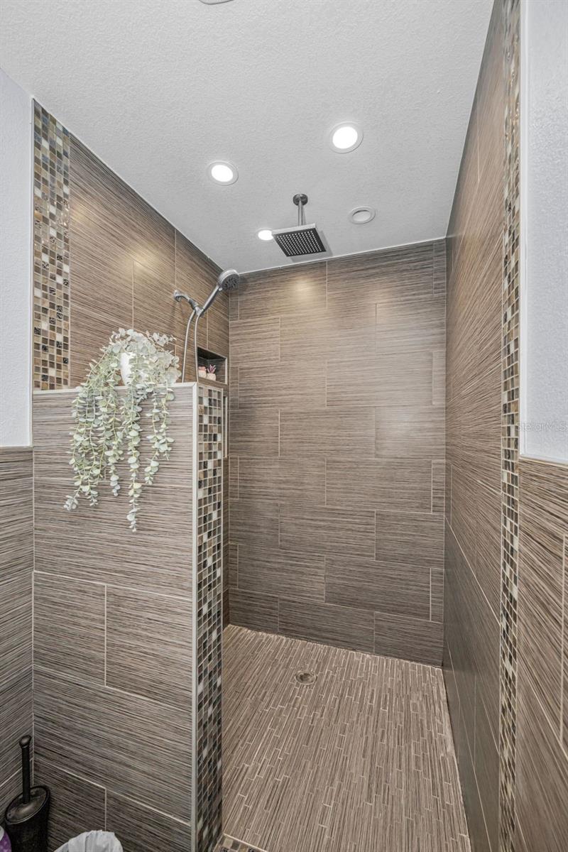 Image 40 of 64 For 1454 Rosetree Court